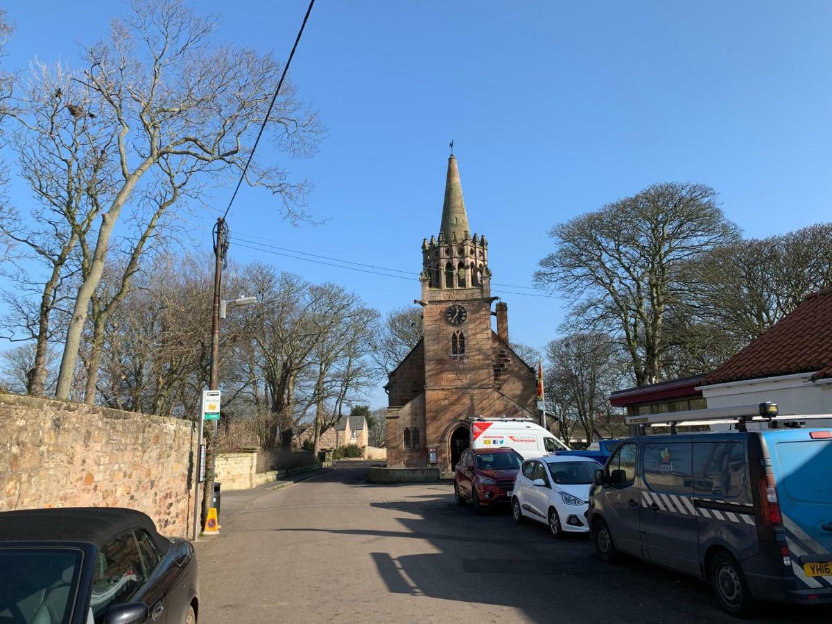 Church View / The Craster Arms In Beadnell Apartment Exterior photo